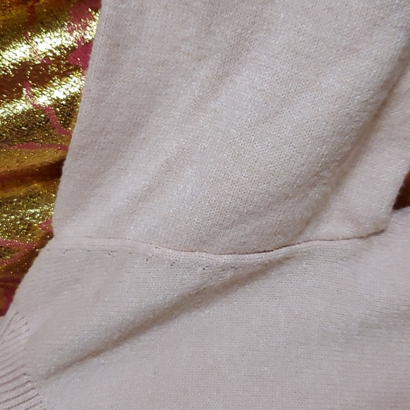 Light baby pink sweater - Picture 6 of 13